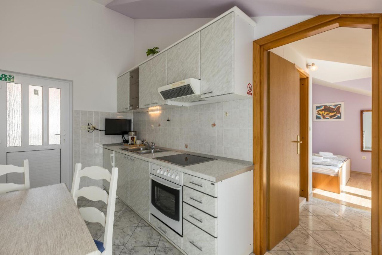 Apartments Jelavic Бол Экстерьер фото